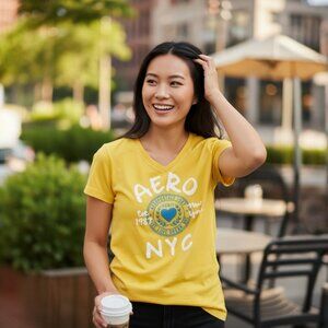 AERO NYC 1987 Live Love Dream Tee  Yellow V‑Neck Small